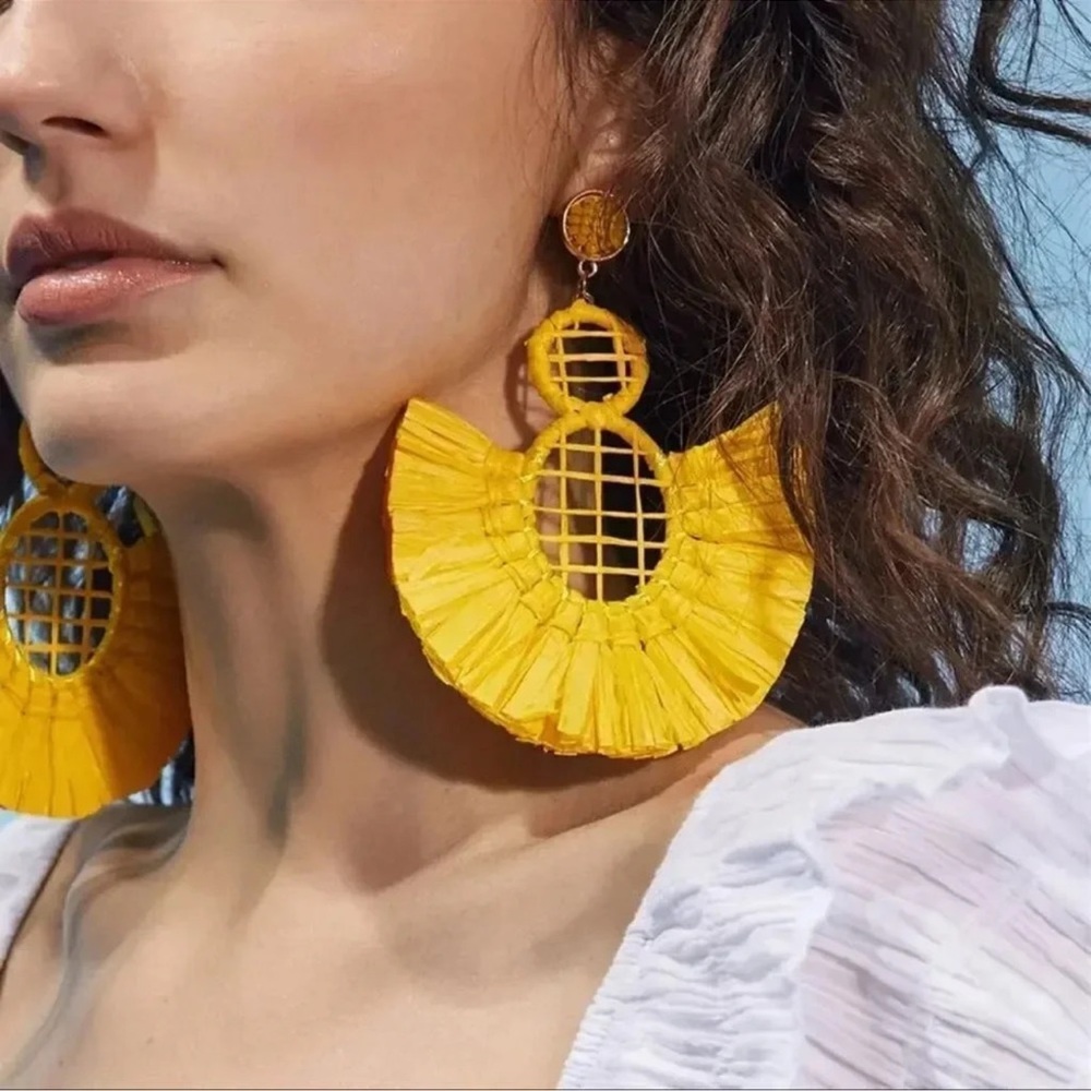 Anthropologie Bohemian Yellow Raffia Statement Earrings - Picture 9 of 9